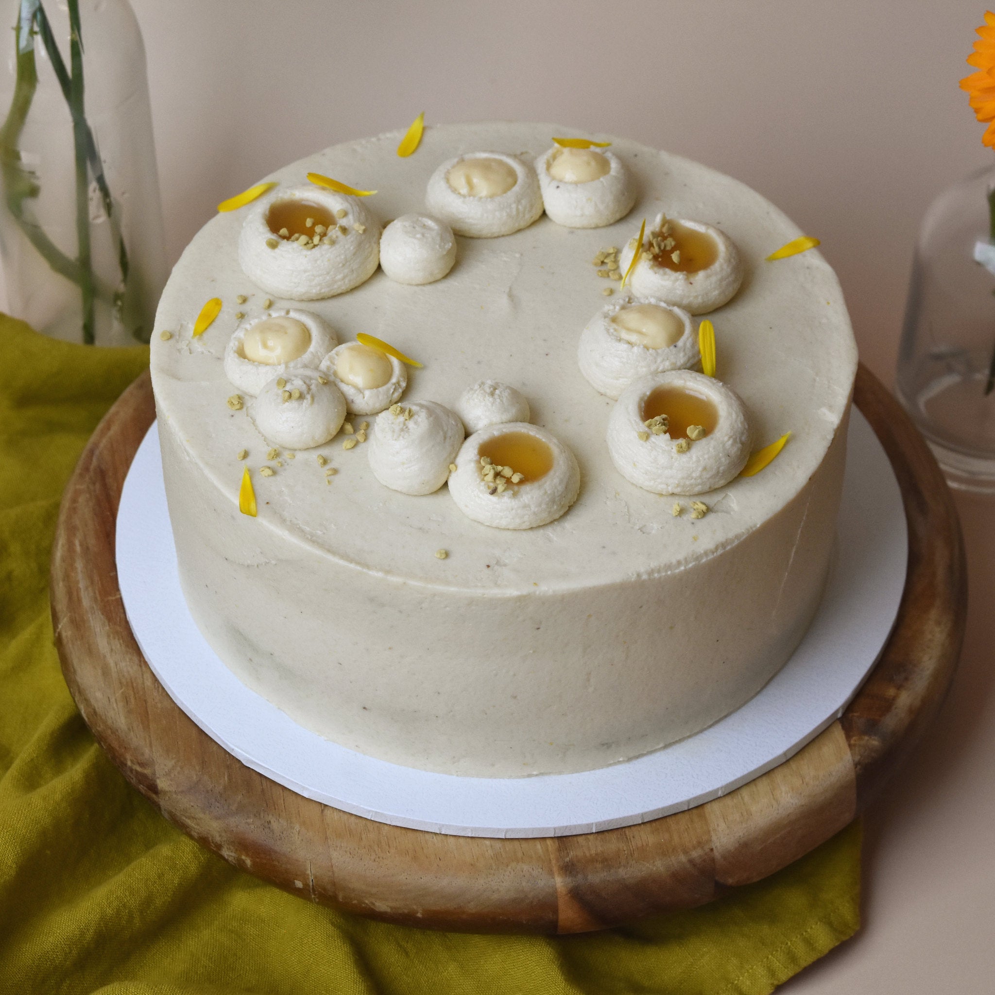 Lemon myrtle & honey cake